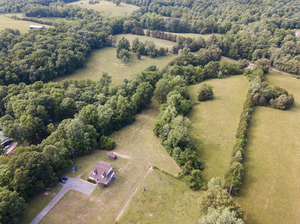 225 Sherman Road Charlotte TN 37036