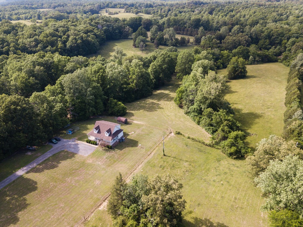225 Sherman Road Charlotte TN 37036