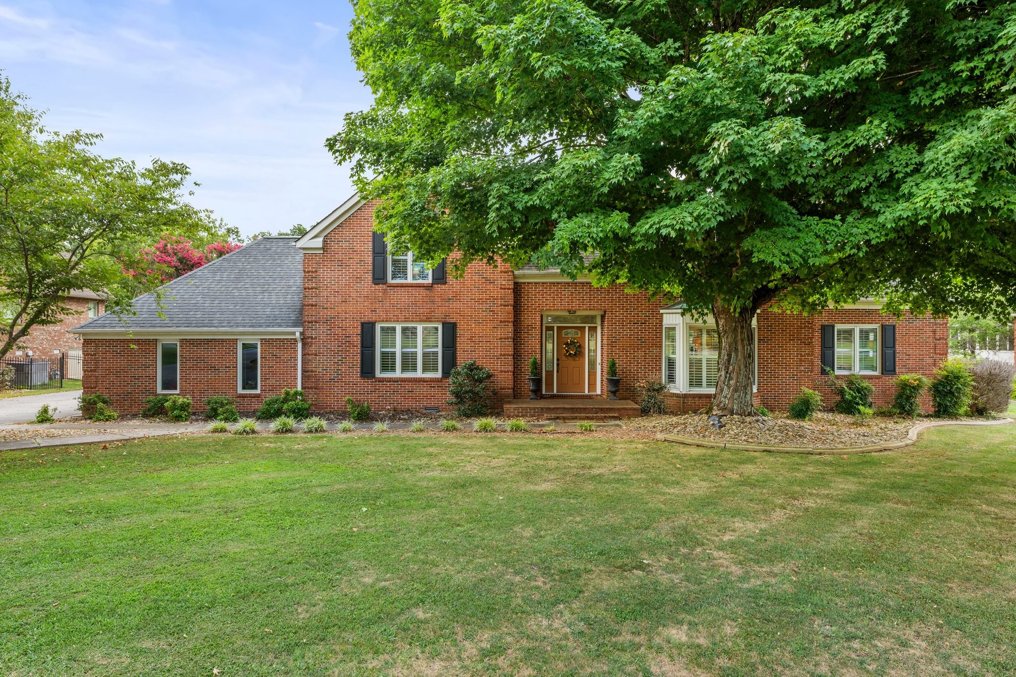 214 Kingsridge Boulevard Tullahoma TN 37388