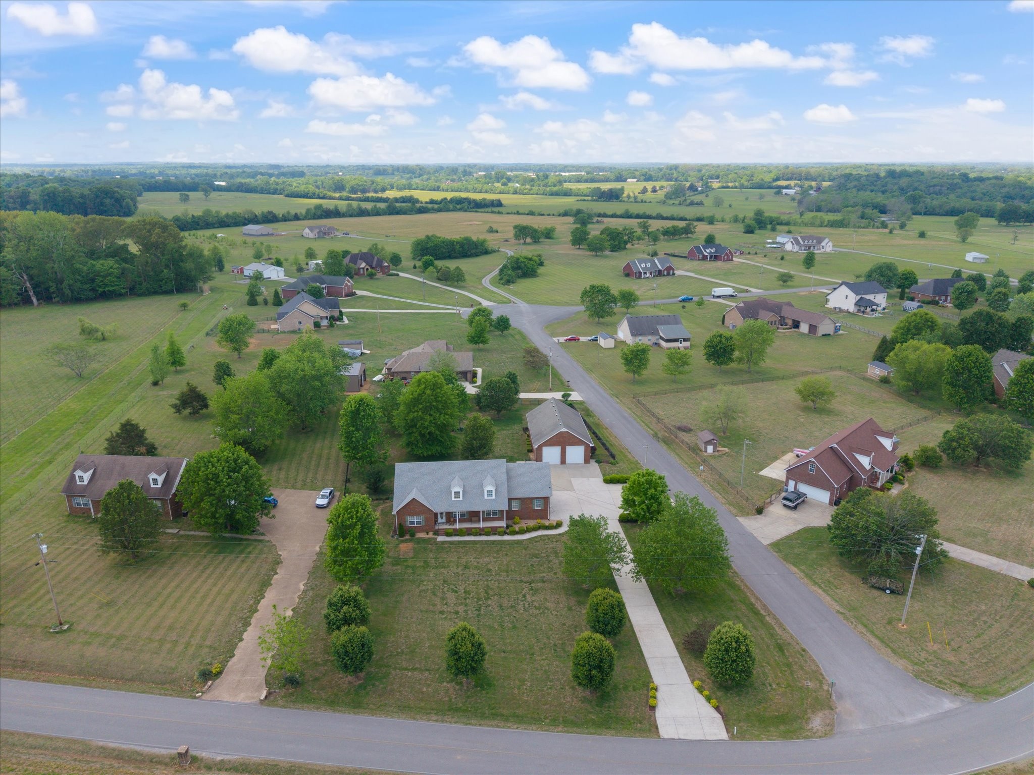 637 Coopertown Road Unionville TN 37180