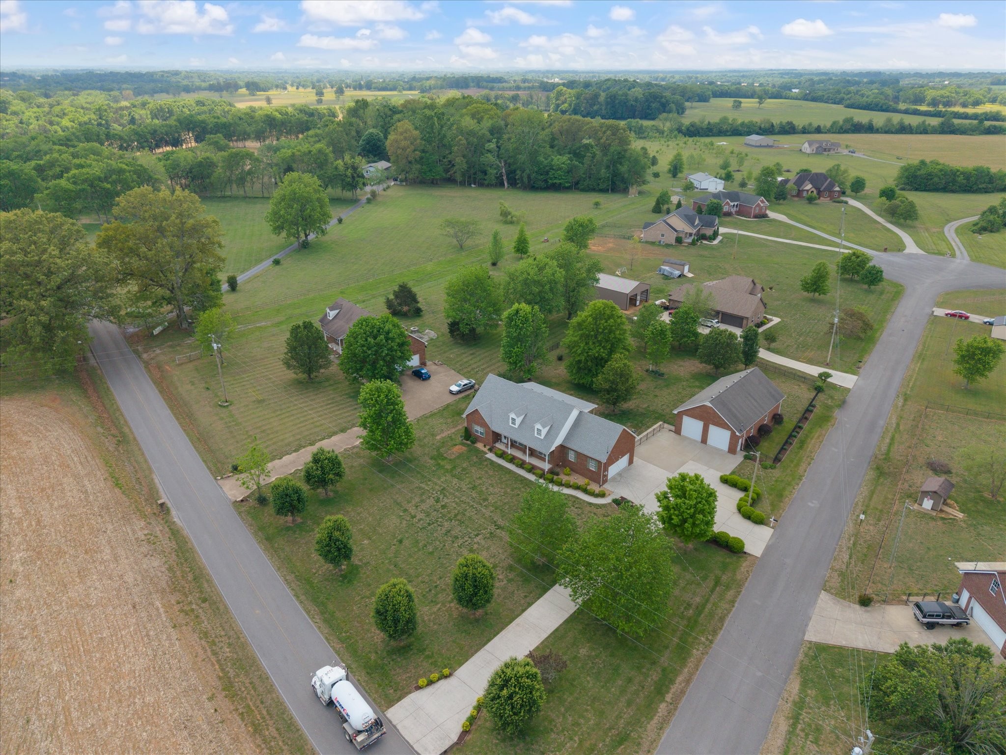 637 Coopertown Road Unionville TN 37180