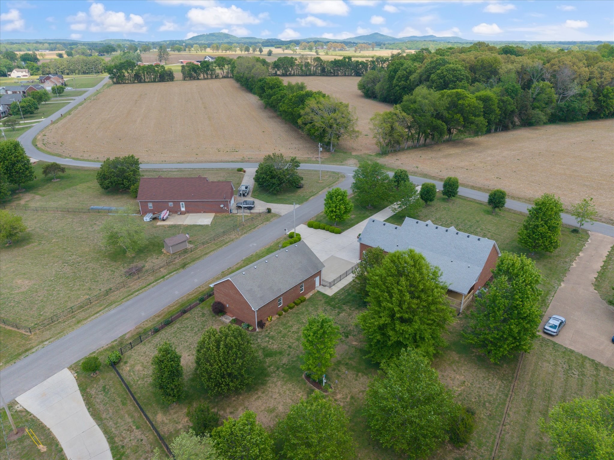 637 Coopertown Road Unionville TN 37180