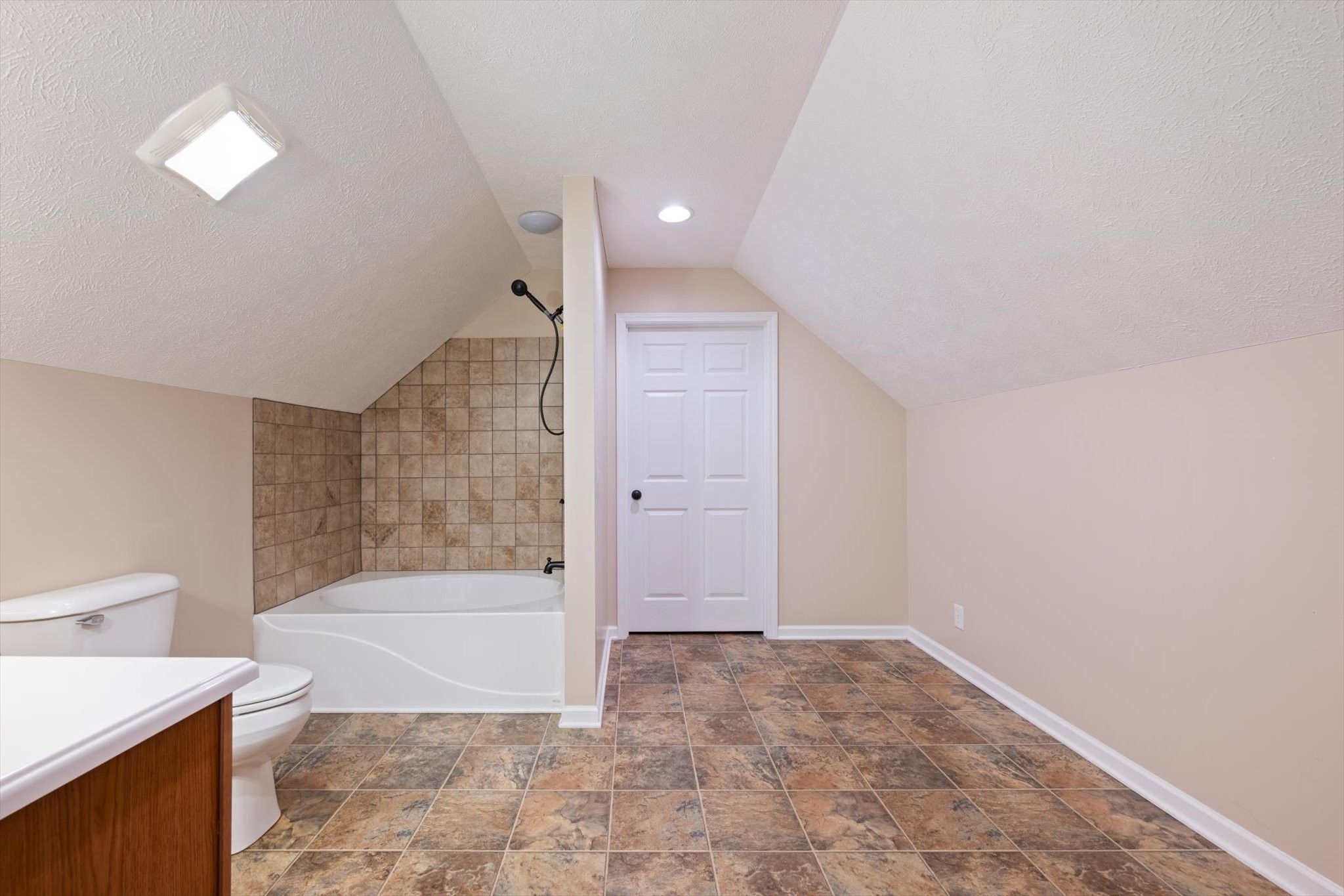 637 Coopertown Road Unionville TN 37180