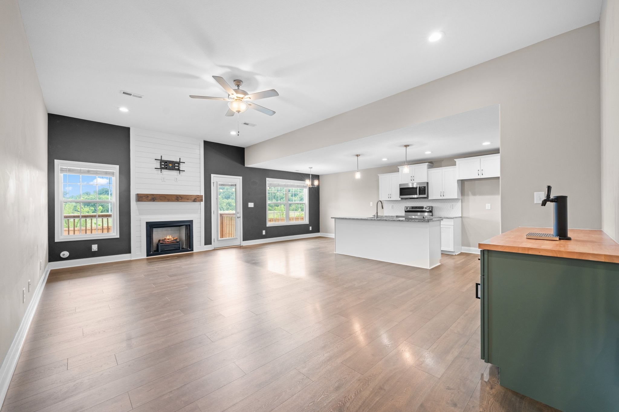 386 Pinkston Court Clarksville TN 37040