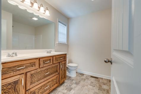 1917 Susan Road Columbia TN 38401
