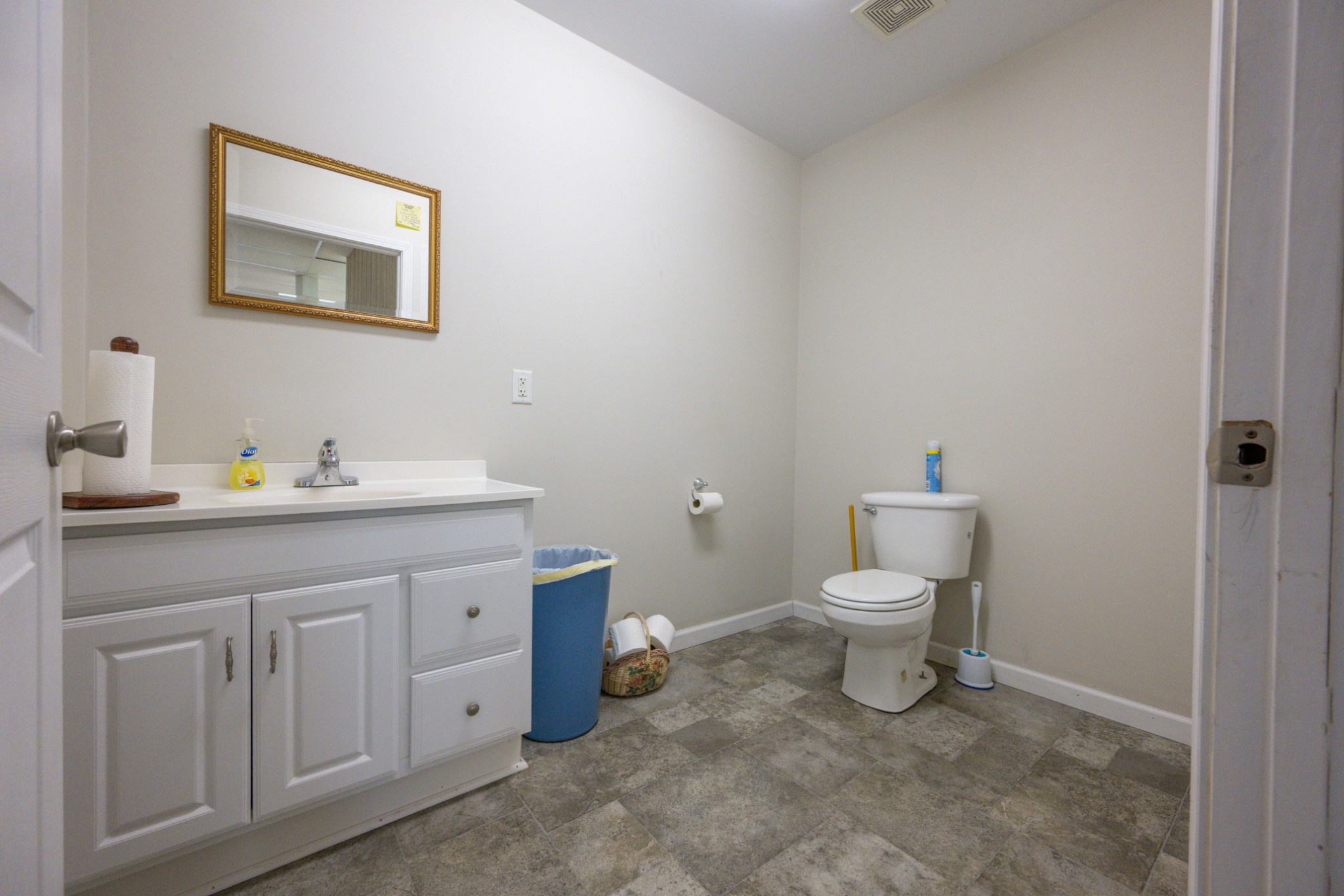 455 E Main Street Parsons TN 38363