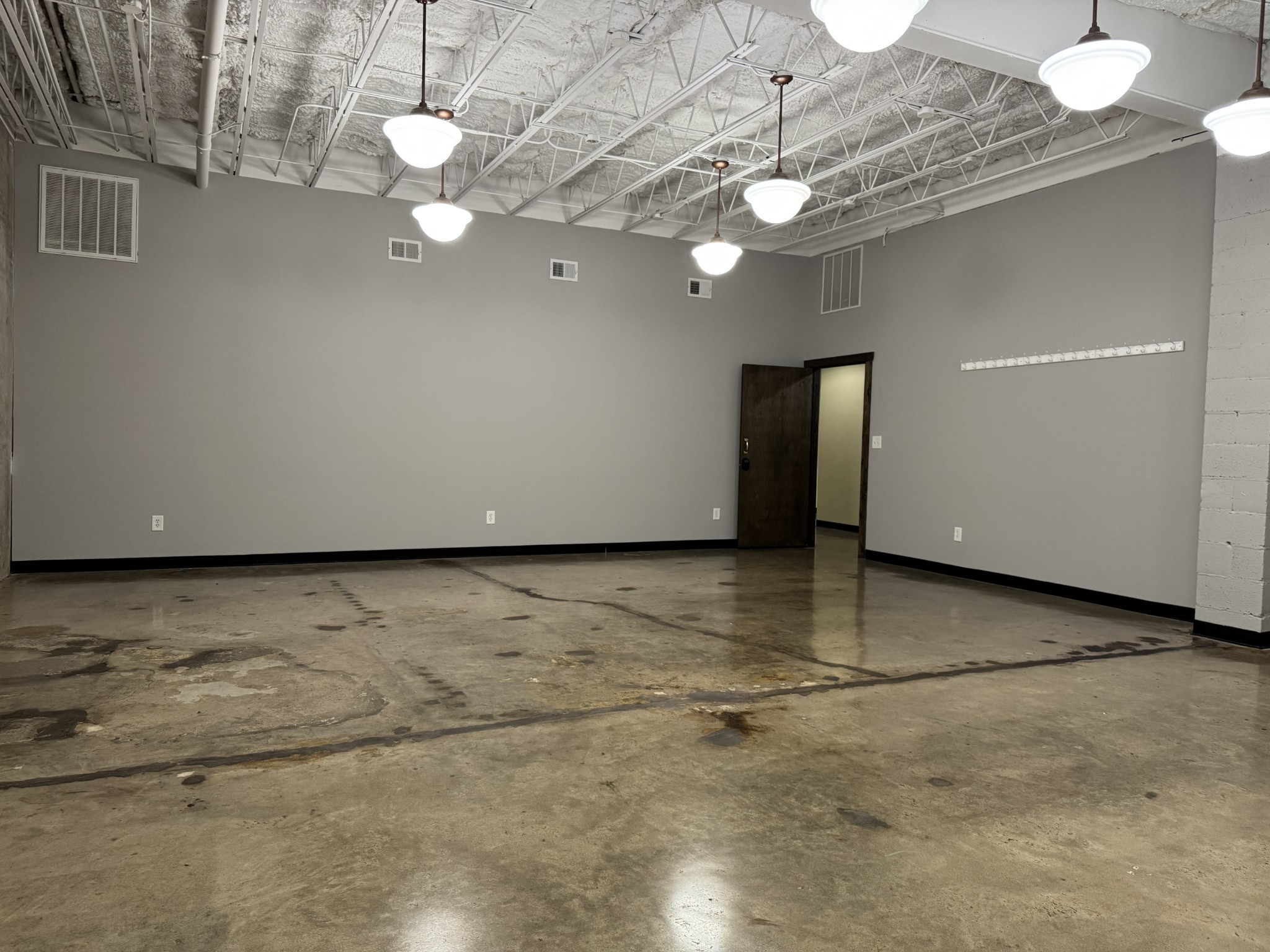 30 Crossland Avenue #102B Clarksville TN 37040