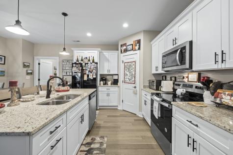 1007 Sycamore Ridge E Burns TN 37029