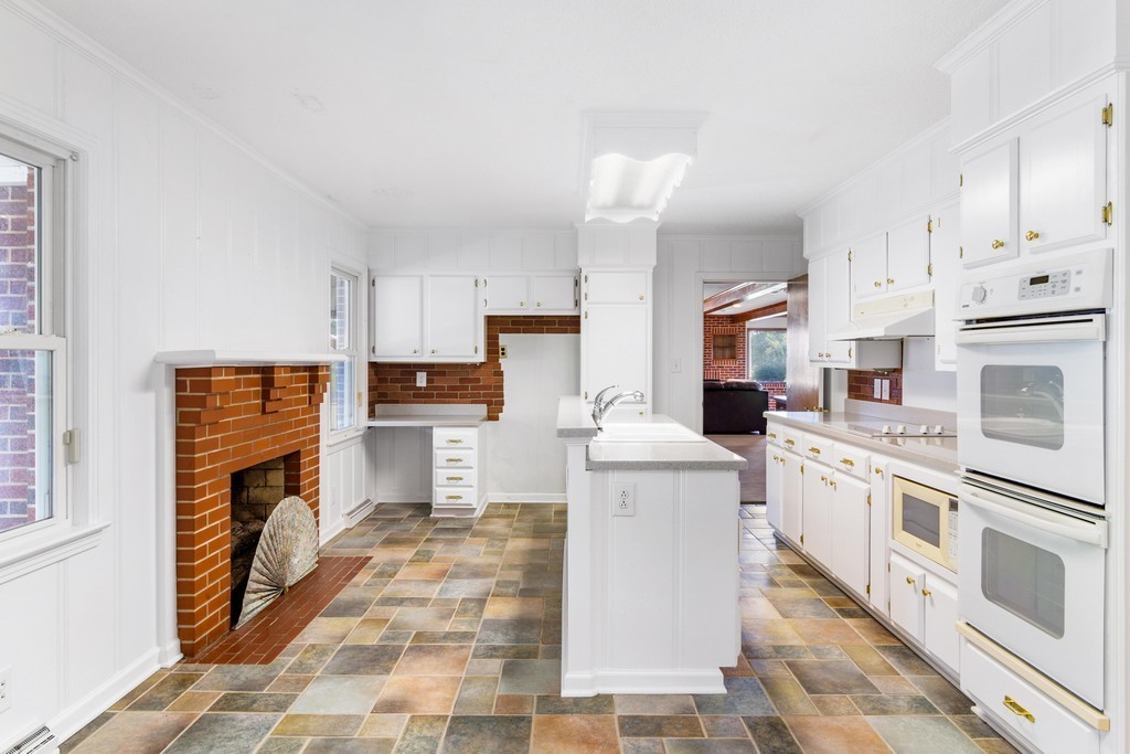 1731 Nashville Highway Columbia TN 38401