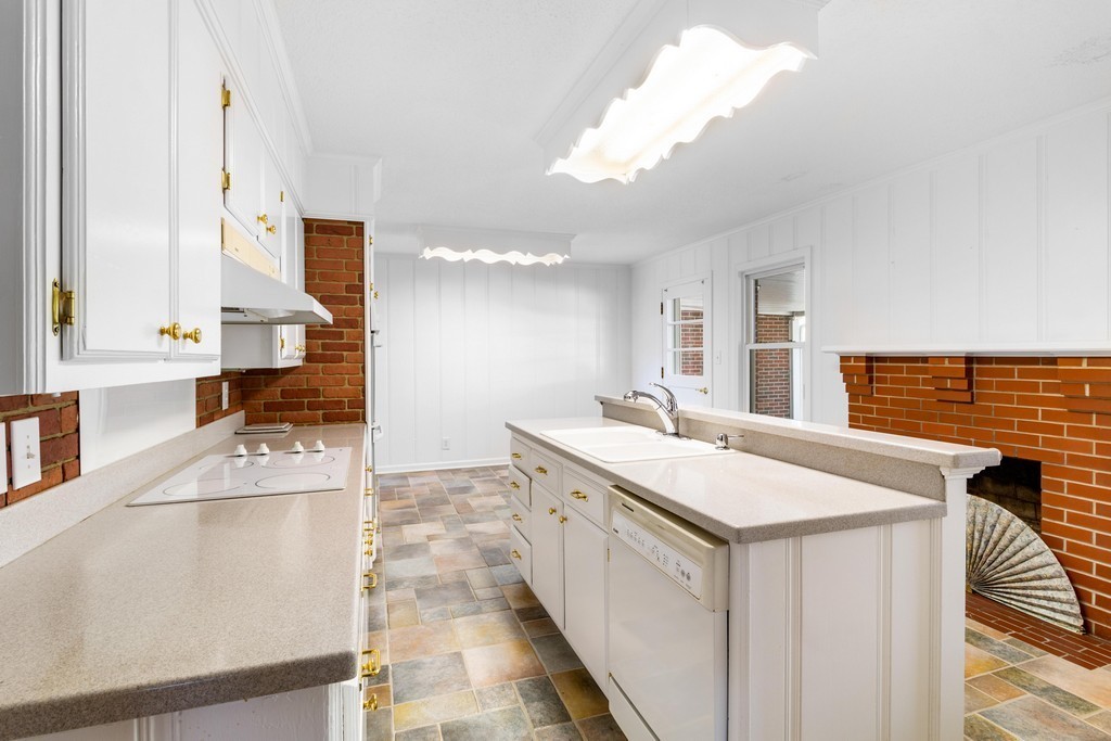 1731 Nashville Highway Columbia TN 38401