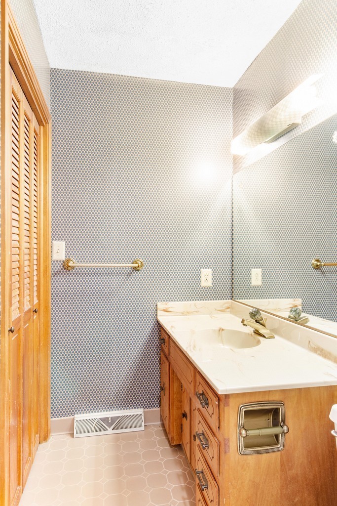 1731 Nashville Highway Columbia TN 38401