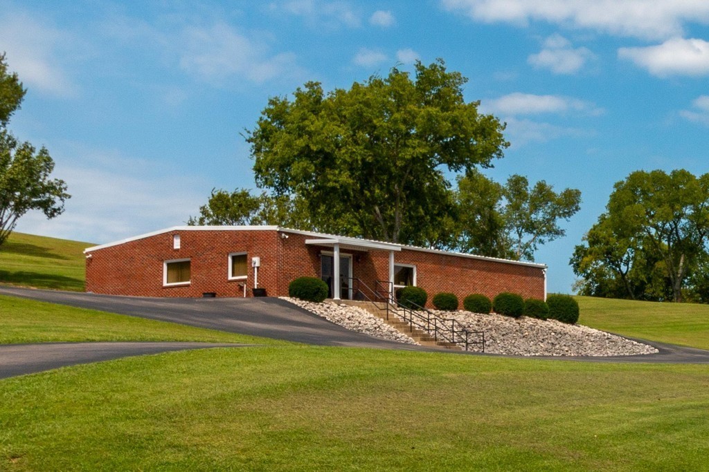1731 Nashville Highway Columbia TN 38401