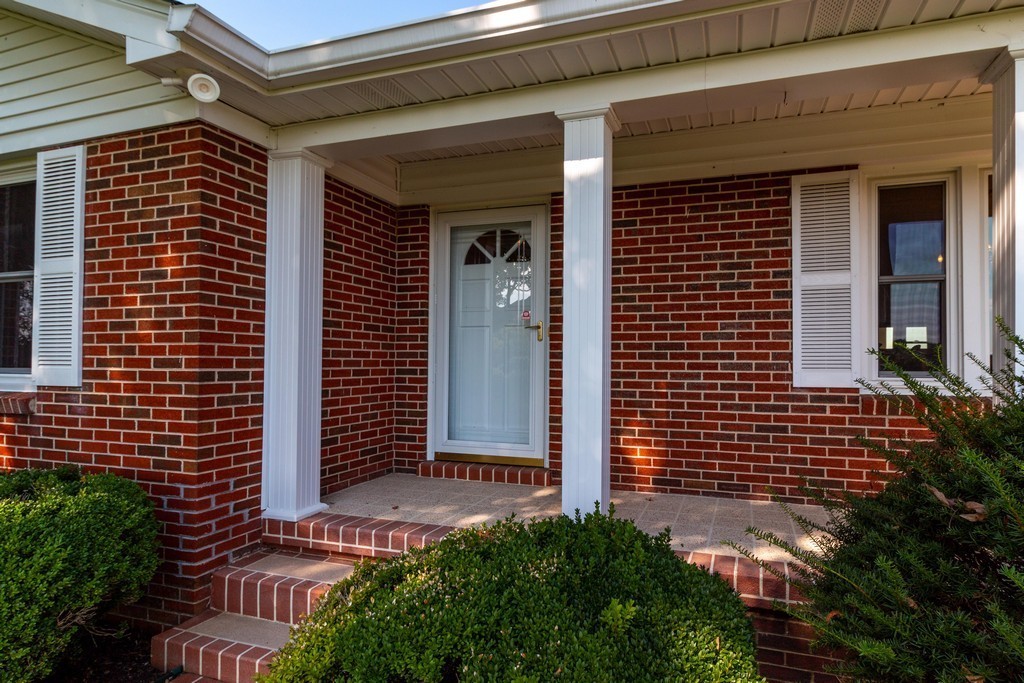 1731 Nashville Highway Columbia TN 38401