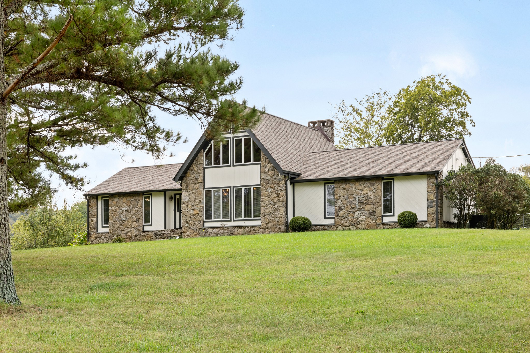1759 Fry Road Thompsons Station TN 37179