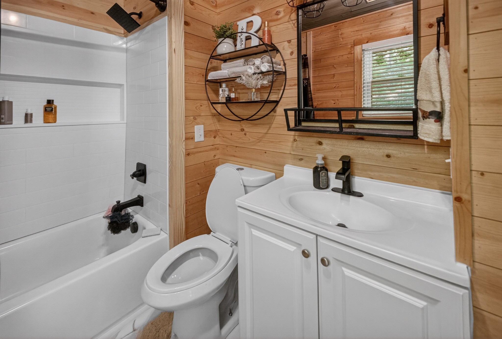 4854 Dry Fork Road Hampshire TN 38461