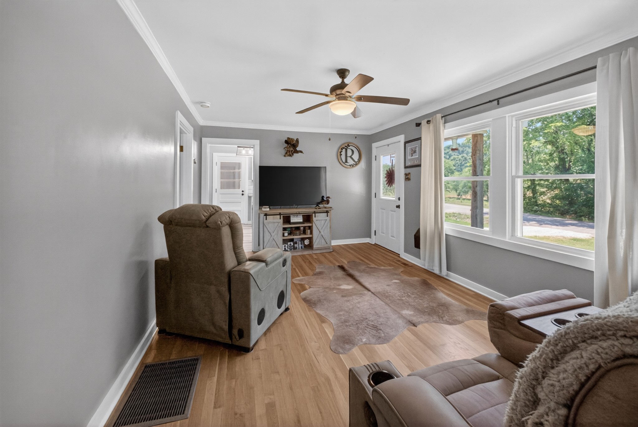 4854 Dry Fork Road Hampshire TN 38461