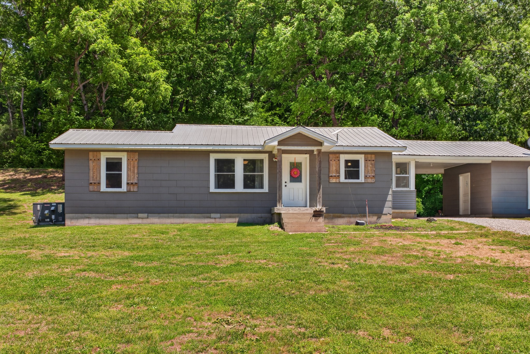 4854 Dry Fork Road Hampshire TN 38461