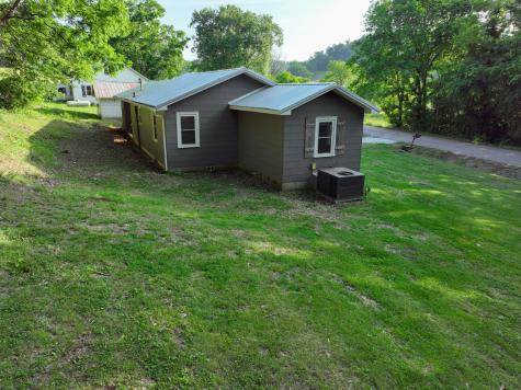 4854 Dry Fork Road Hampshire TN 38461
