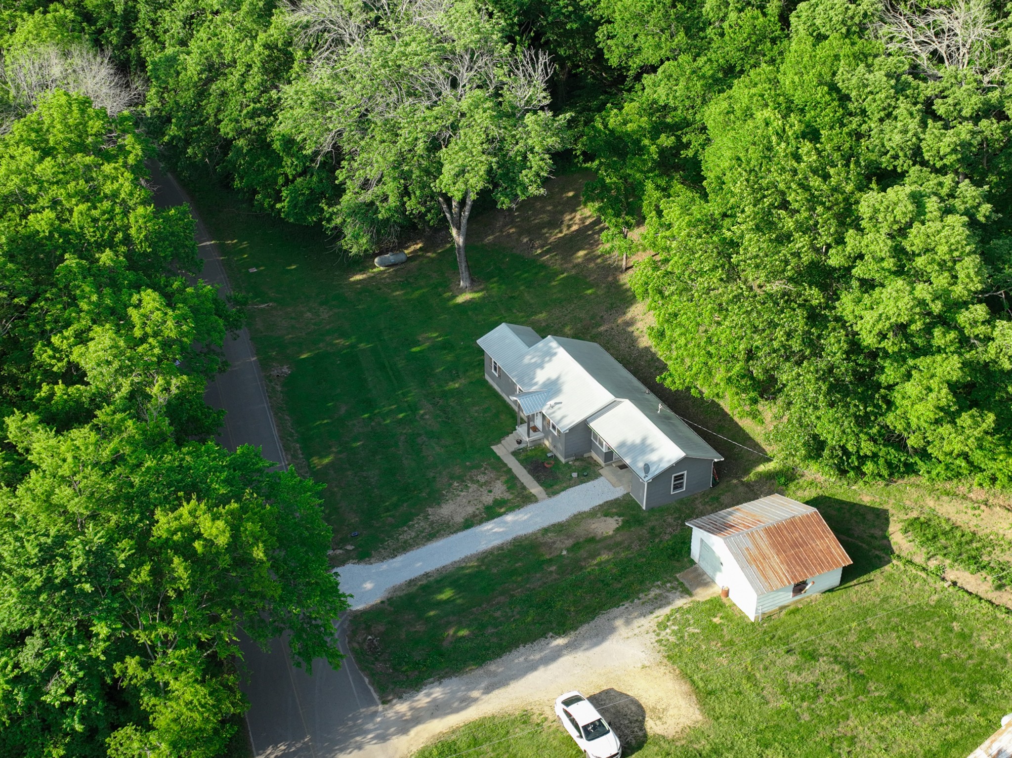 4854 Dry Fork Road Hampshire TN 38461
