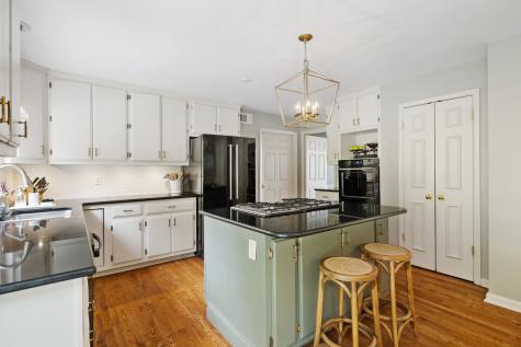 835 Brentview Drive Nashville TN 37220