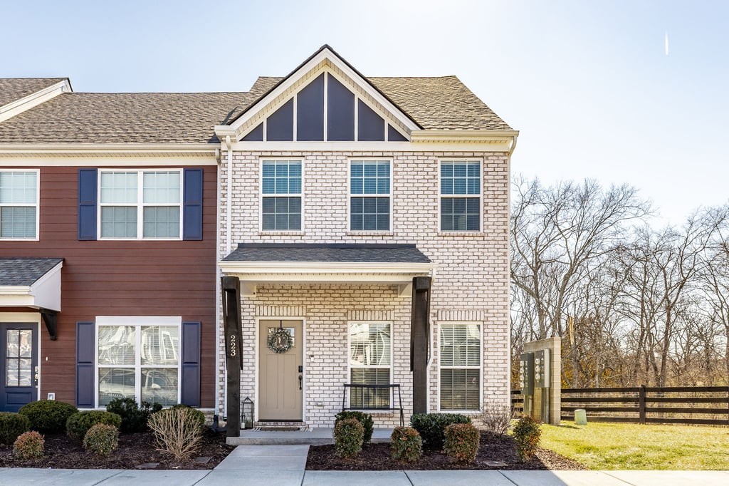 223 Holywell Drive Gallatin TN 37066