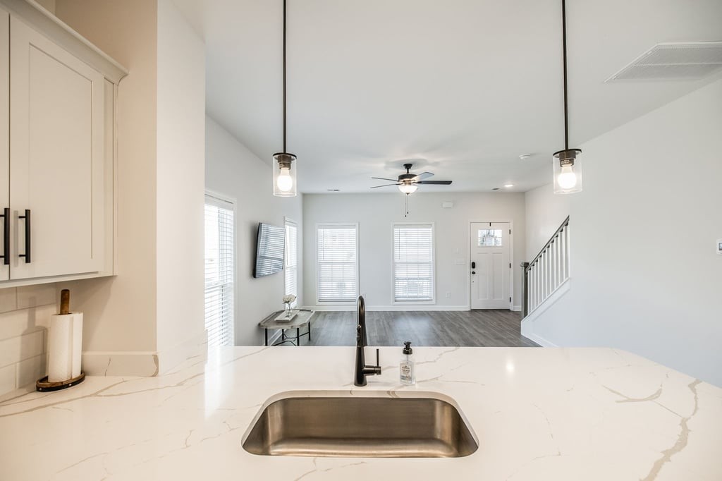 223 Holywell Drive Gallatin TN 37066