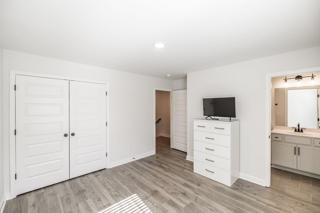 223 Holywell Drive Gallatin TN 37066