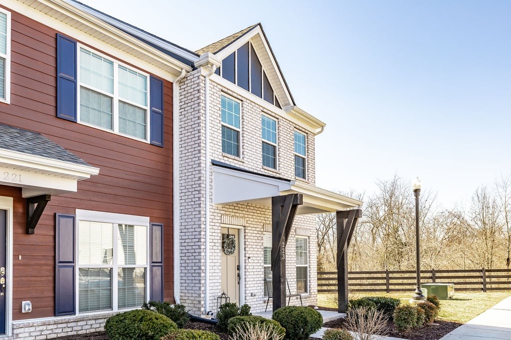 223 Holywell Drive Gallatin TN 37066