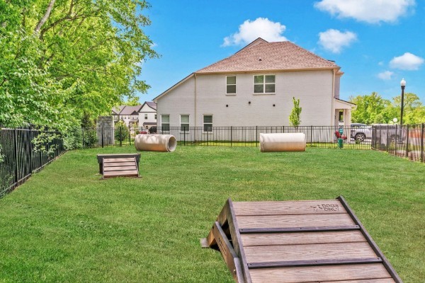 223 Holywell Drive Gallatin TN 37066