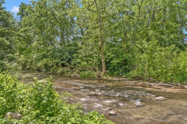 223 Holywell Drive Gallatin TN 37066