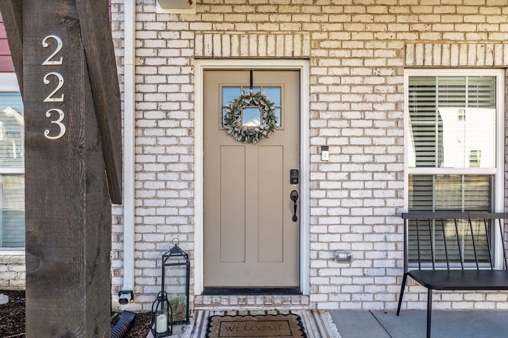 223 Holywell Drive Gallatin TN 37066