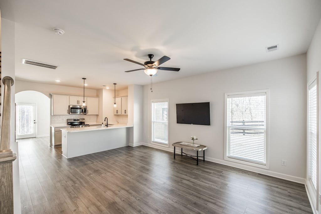 223 Holywell Drive Gallatin TN 37066