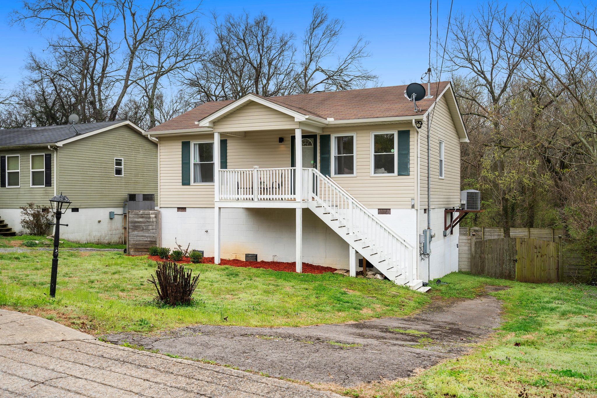 1027 College Avenue Nashville TN 37209