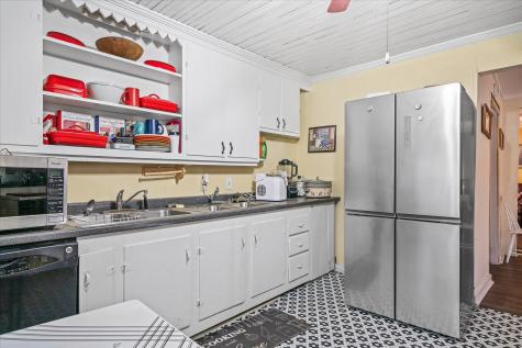 34 Lancaster Circle Lancaster TN 38569
