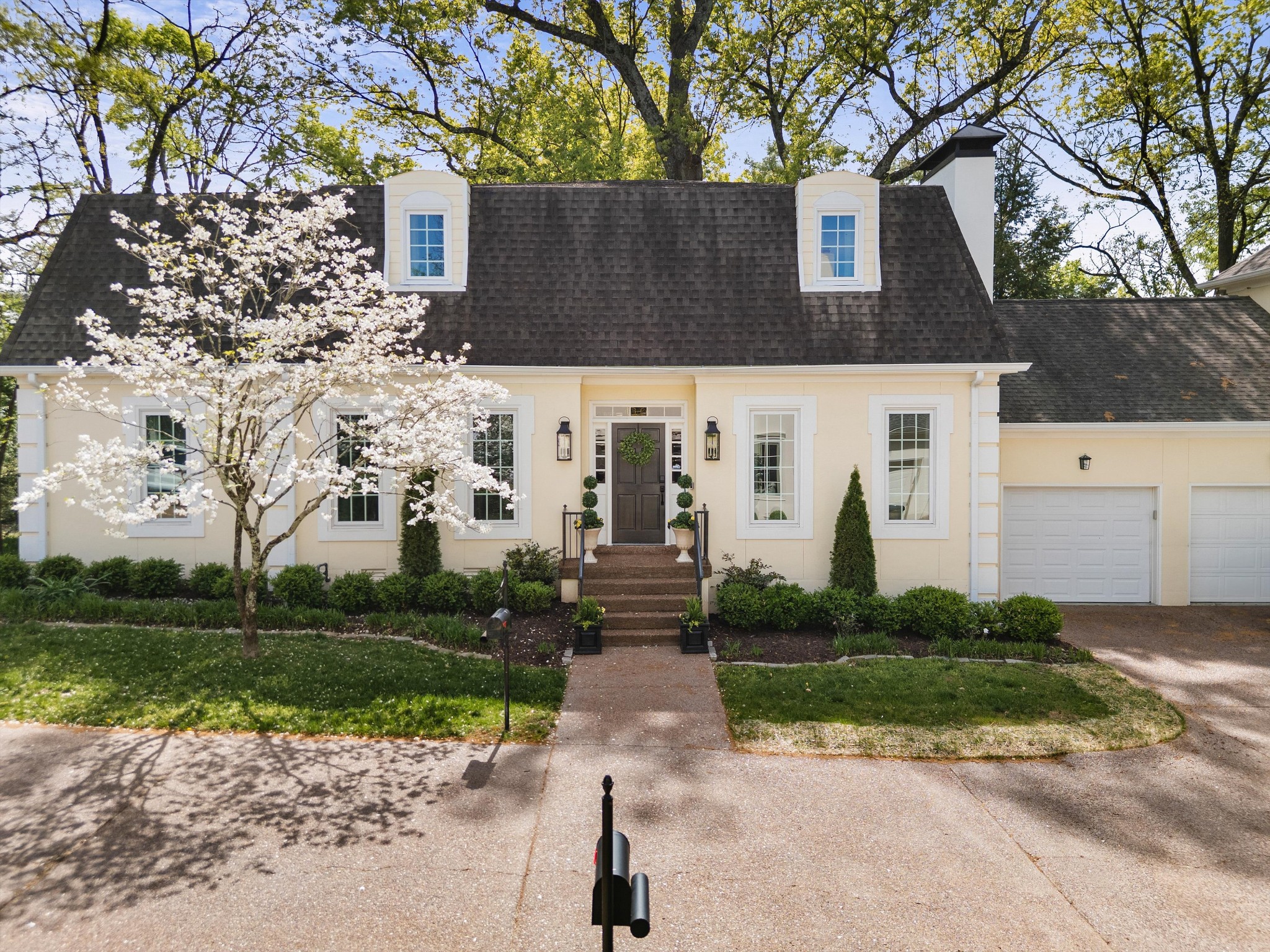 214 Chestnut Hill Drive Nashville TN 37215