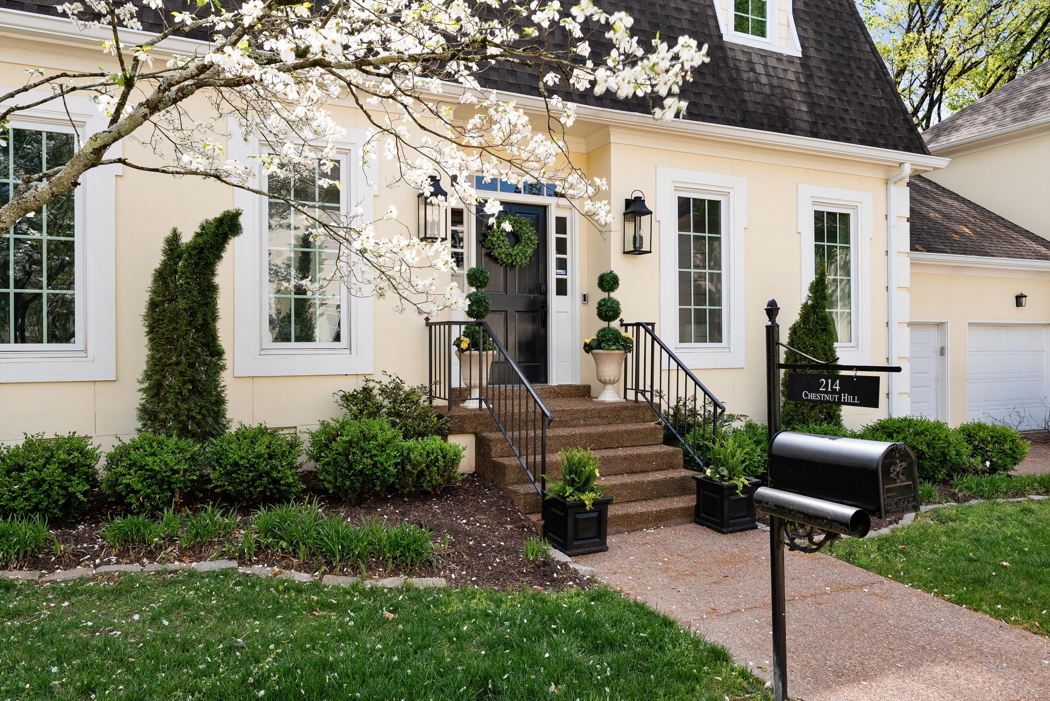 214 Chestnut Hill Drive Nashville TN 37215