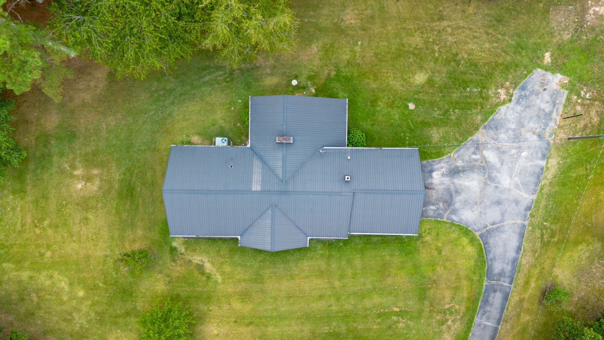 2809 Country Club Drive Centerville TN 37033