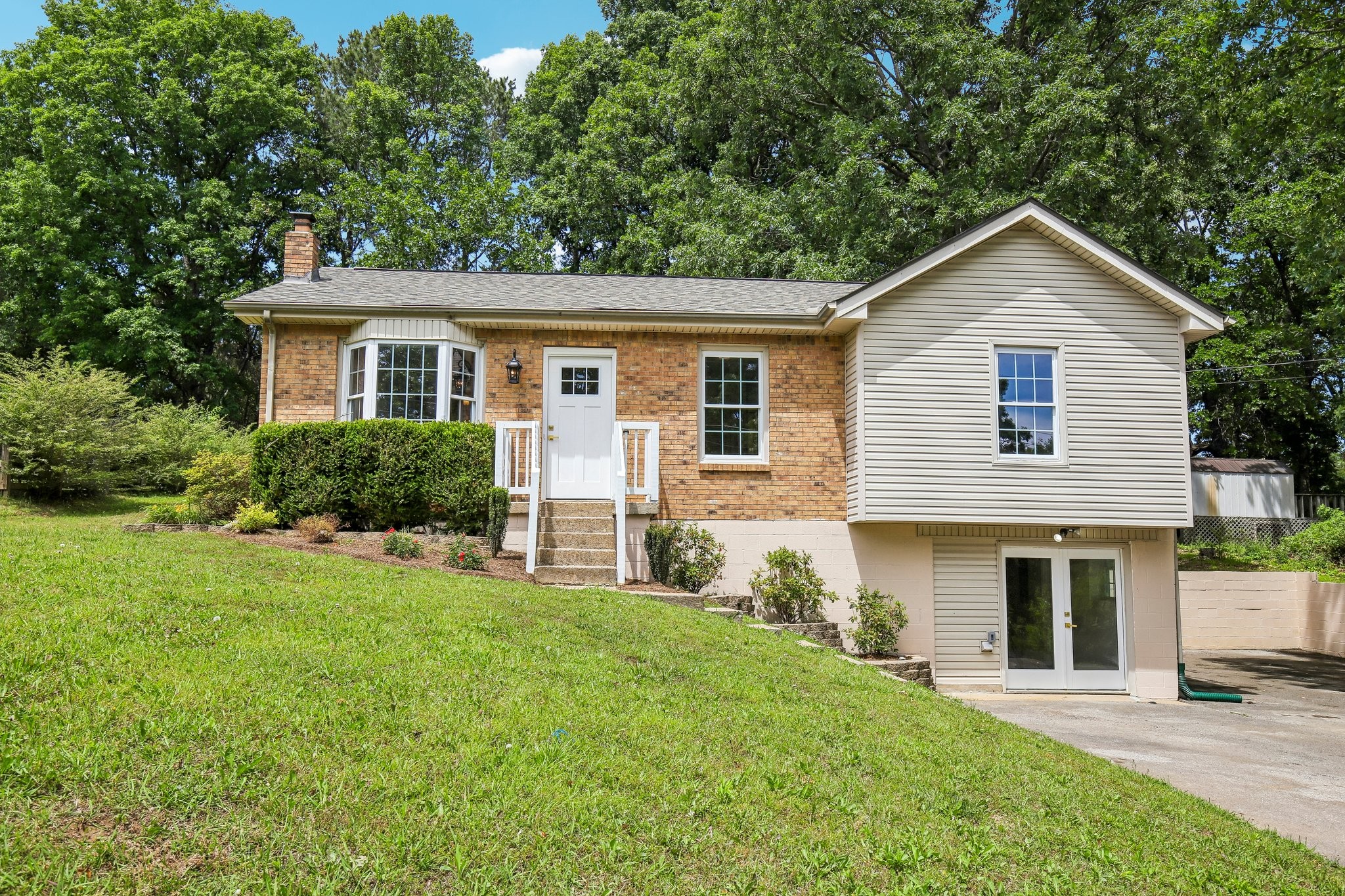 113 Diana Drive Dickson TN 37055