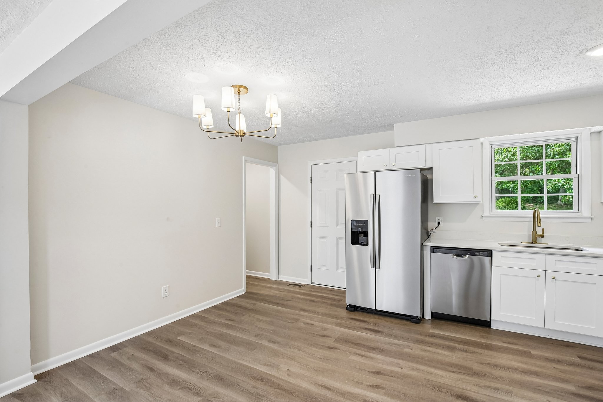 113 Diana Drive Dickson TN 37055