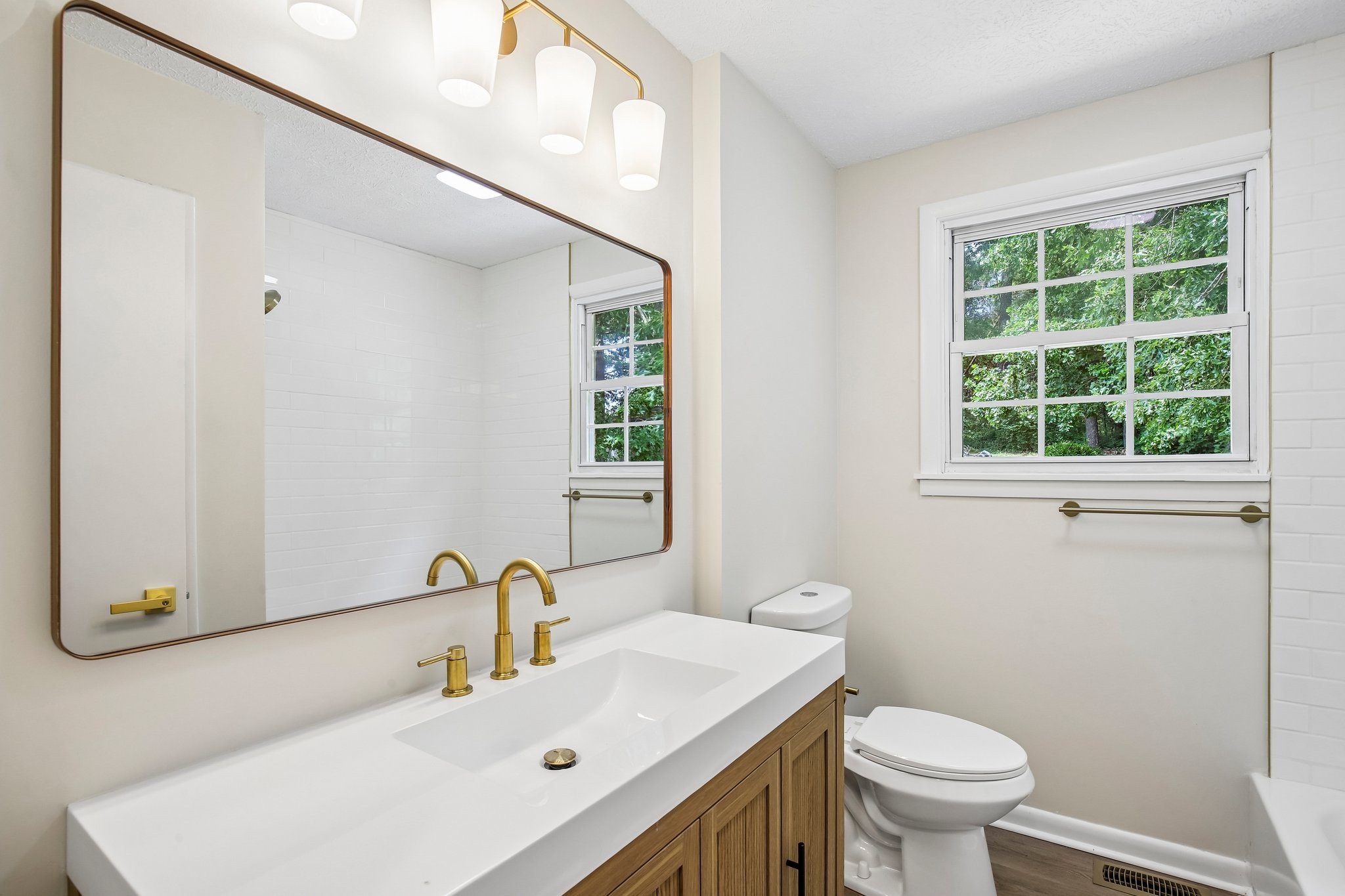 113 Diana Drive Dickson TN 37055