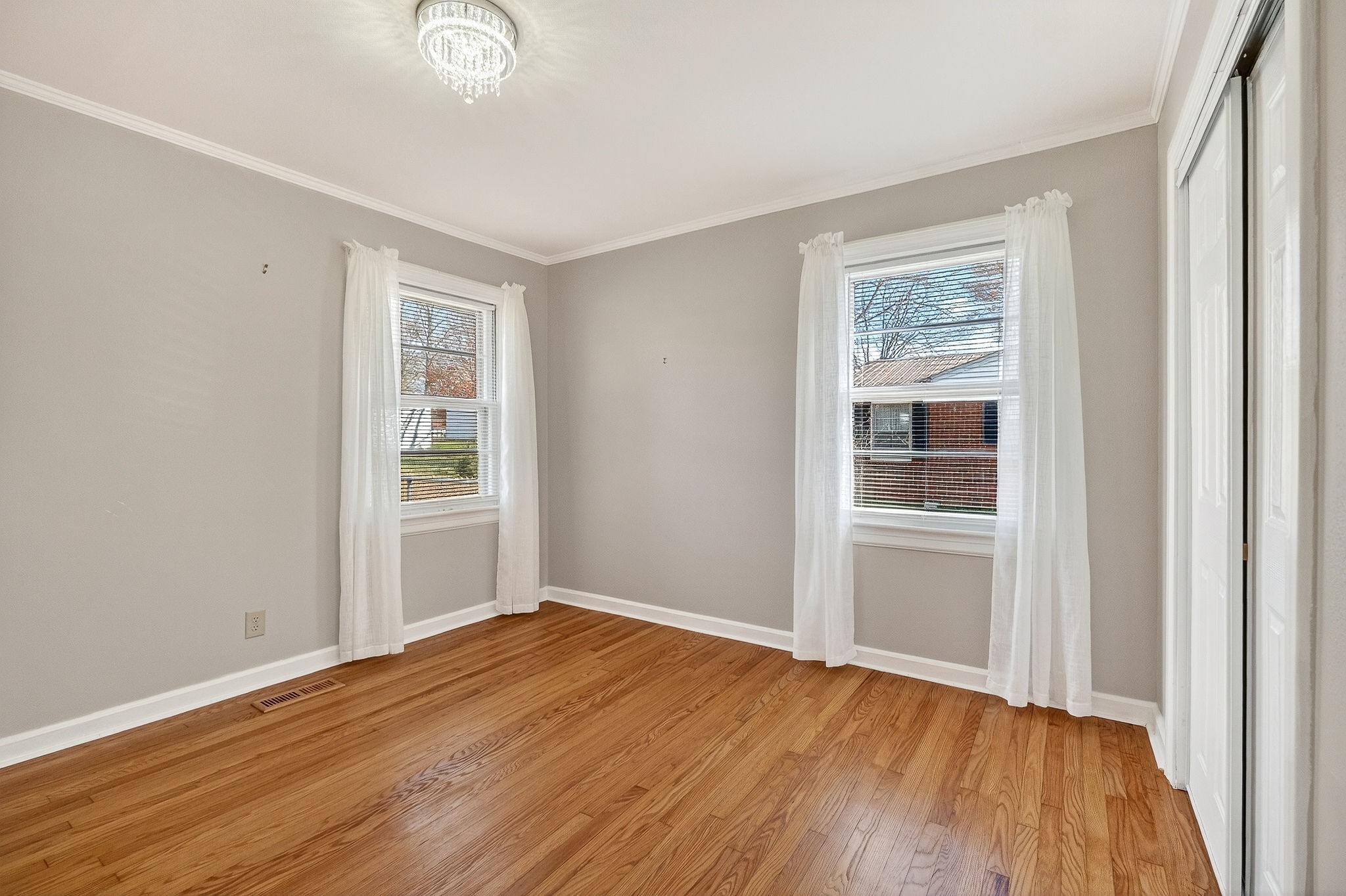 111 Roosevelt Road Mcminnville TN 37110