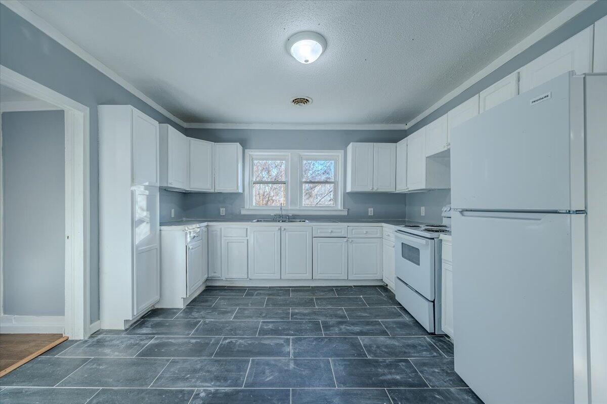 709 Westover Drive, SW Cleveland TN 37311