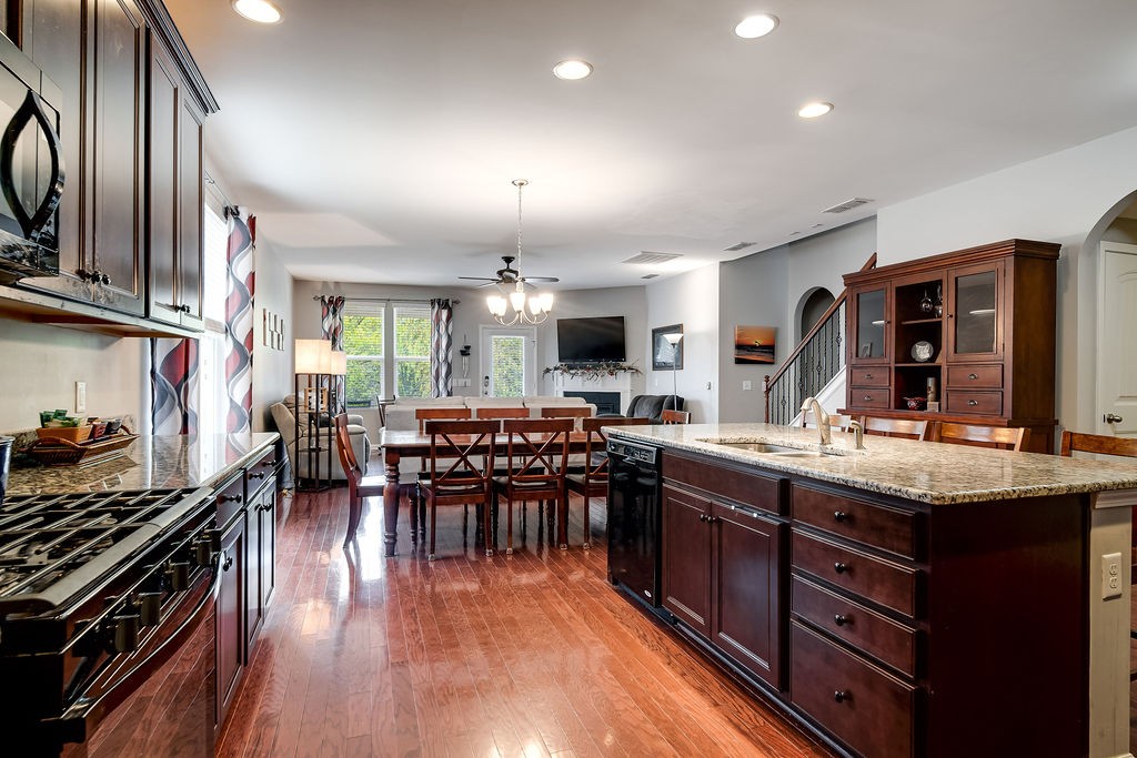 1813 Stonewater Drive Hermitage TN 37076