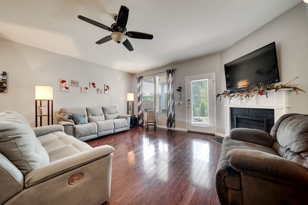 1813 Stonewater Drive Hermitage TN 37076