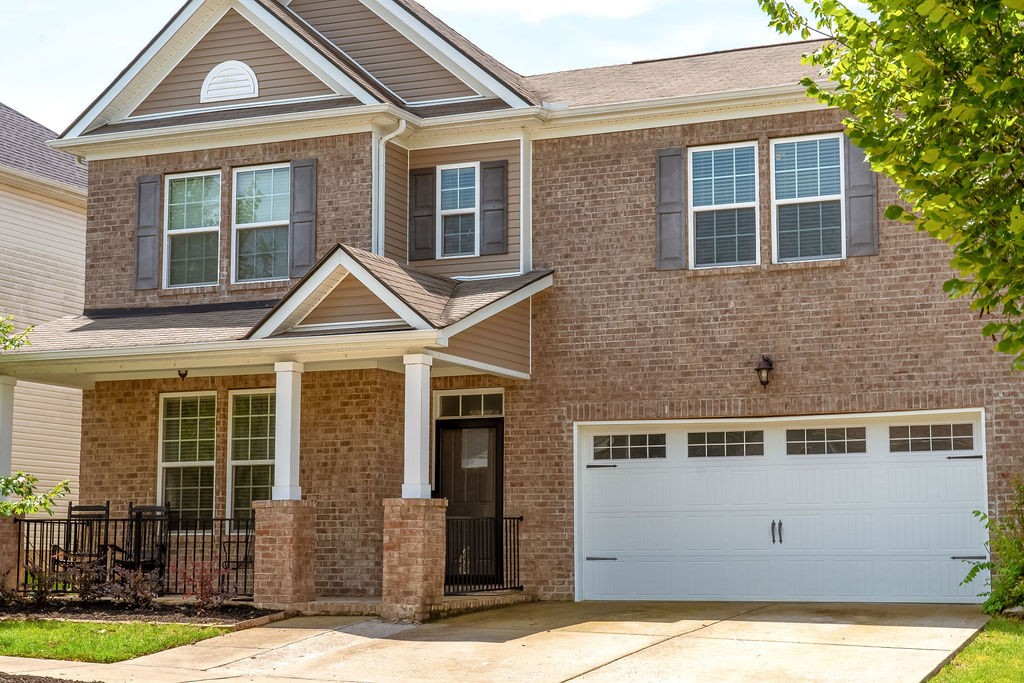1813 Stonewater Drive Hermitage TN 37076