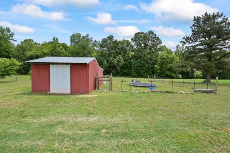 6439 Cedar Grove Road Big Sandy TN 38221