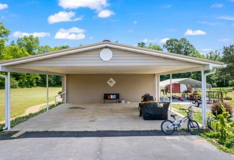 6439 Cedar Grove Road Big Sandy TN 38221