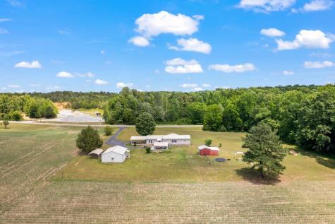 6439 Cedar Grove Road Big Sandy TN 38221