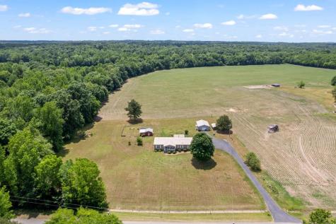 6439 Cedar Grove Road Big Sandy TN 38221
