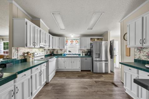 6439 Cedar Grove Road Big Sandy TN 38221